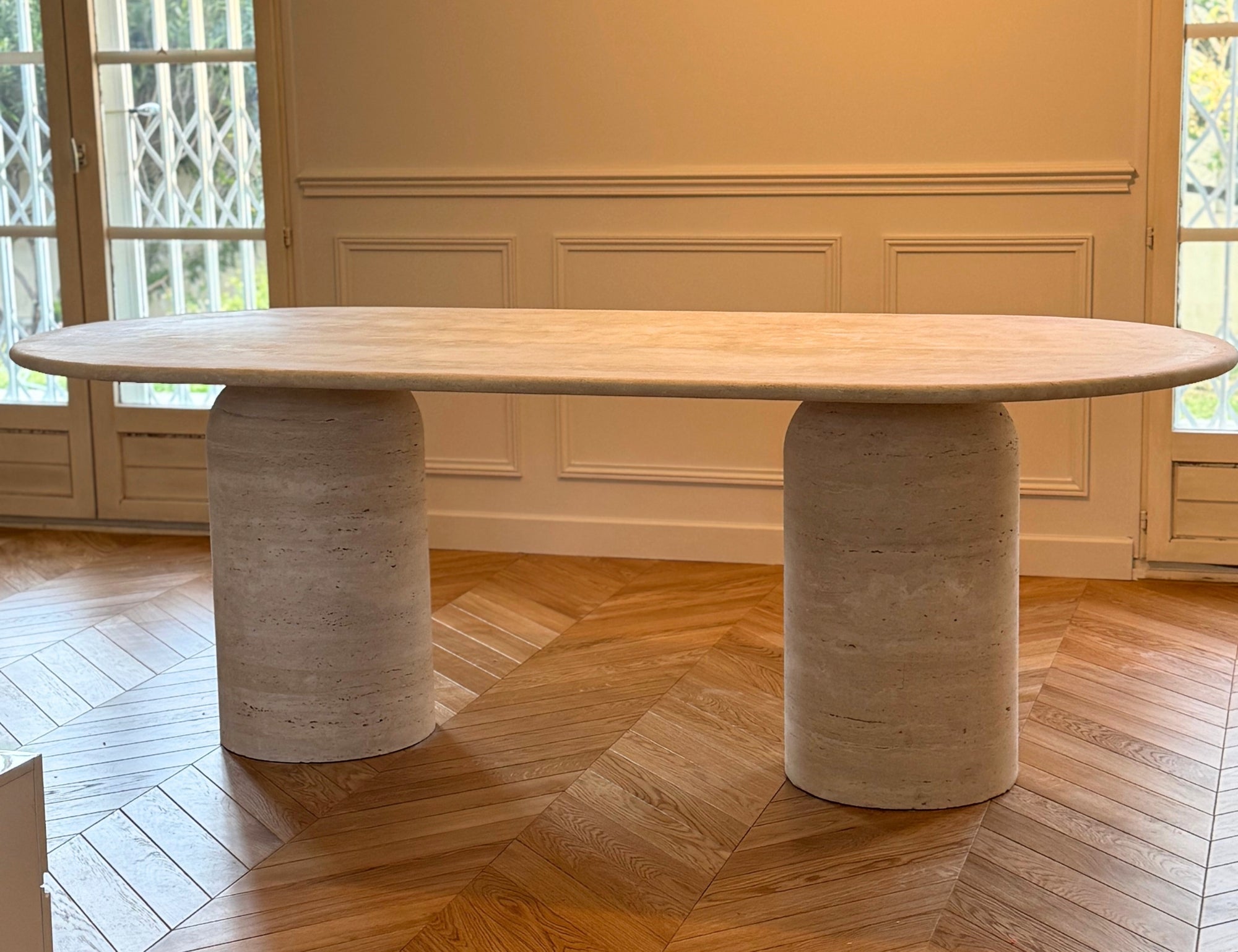 Oval Travertine Dining Table - Rounded Legs